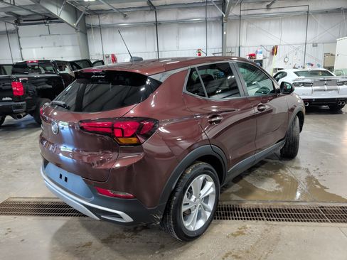 Used 2023 Buick Encore GX Preferred w/ Cold Weather Comfort Package FWD image 3