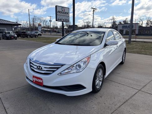 Used 2014 Hyundai Sonata GLS w/ Popular Equipment Group 2 FWD image 3