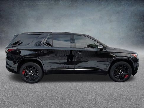 Certified 2018 Chevrolet Traverse Premier w/ Redline Edition image 10