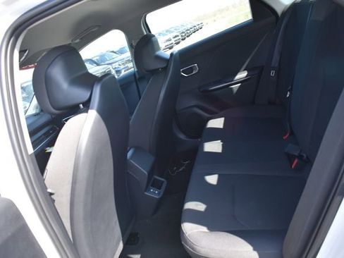 New 2026 Kia K4 FWD image 16