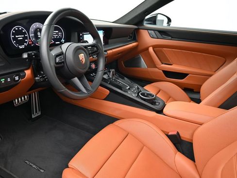 Certified 2025 Porsche 911 Carrera 4 GTS AWD/4WD image 4