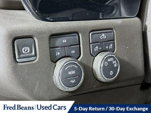 Used 2024 Chevrolet Silverado 2500 LT AWD/4WD image 11