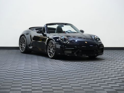 Used 2021 Porsche 911 Carrera S RWD image 6