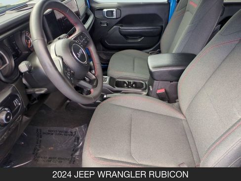 Used 2024 Jeep Wrangler Unlimited Rubicon AWD/4WD image 14