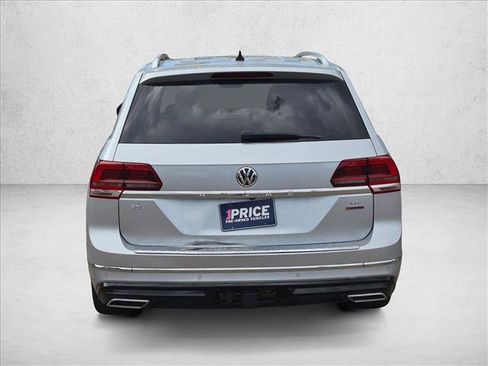 Used 2019 Volkswagen Atlas SEL R-Line AWD/4WD image 6