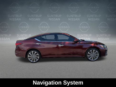 Used 2023 Nissan Altima 2.5 SL AWD/4WD image 7