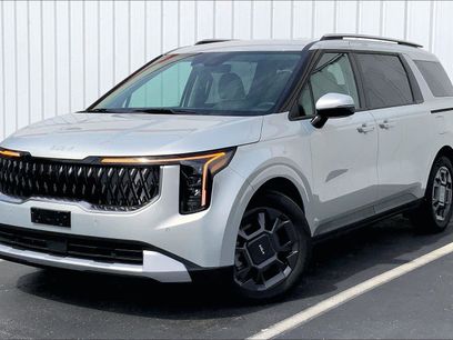 Used 2025 Kia Carnival EX