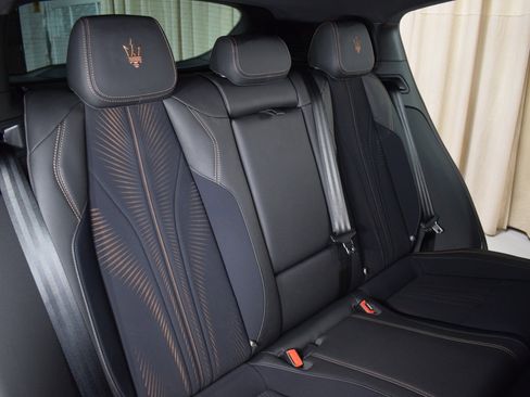 New 2025 Maserati Grecale Folgore image 21