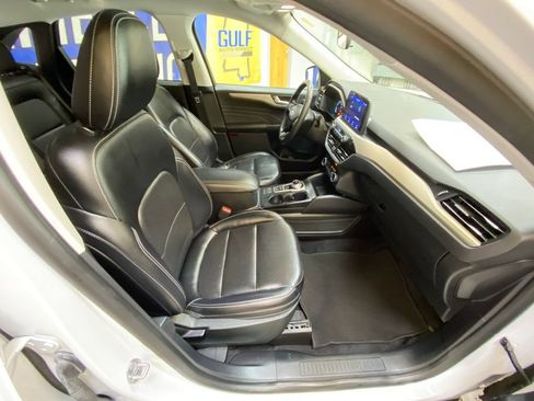 Used 2022 Ford Escape SEL AWD/4WD image 26