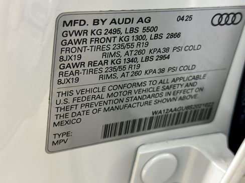 Used 2025 Audi Q5 Premium w/ Premium Plus AWD/4WD image 28