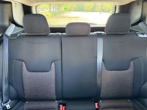 Certified 2023 Jeep Renegade Latitude w/ Sun/Sound Group AWD/4WD image 30