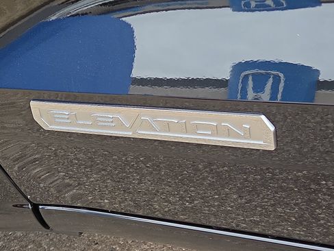 New 2026 GMC Canyon Elevation w/ Convenience Package AWD/4WD image 9