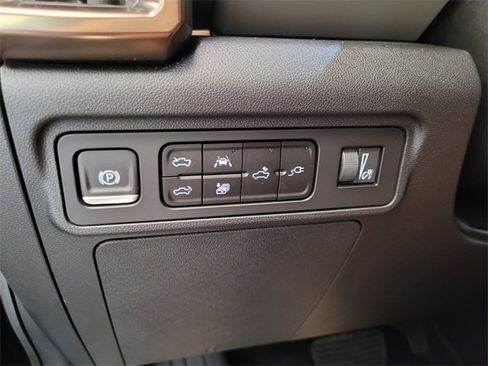 New 2025 GMC Hummer EV 2X image 26