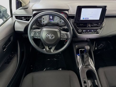 Used 2024 Toyota Corolla LE image 17