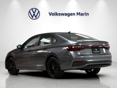 New 2027 Volkswagen Jetta SE FWD image 3