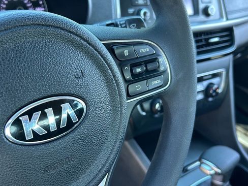 Used 2017 Kia Optima LX w/ Option Group 014 image 22