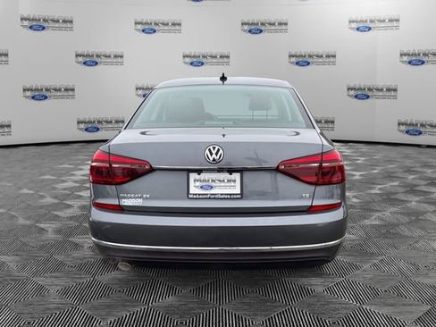 Used 2018 Volkswagen Passat 2.0T SE image 4