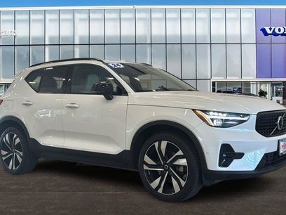 Used 2024 Volvo XC40 B5 Ultimate w/ Climate Package