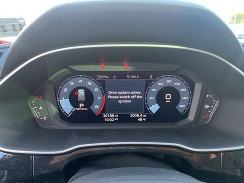 Used 2025 Audi Q3 2.0T Premium image 26