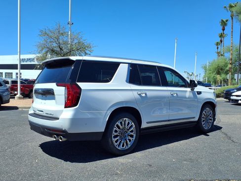 Used 2024 GMC Yukon Denali Ultimate AWD/4WD image 5