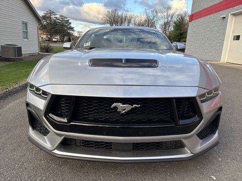 Used 2024 Ford Mustang GT Premium RWD image 9