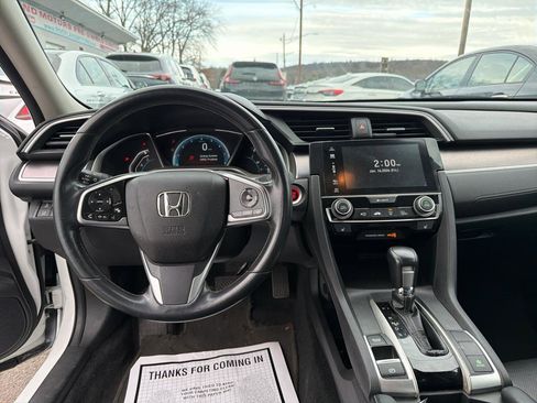 Used 2017 Honda Civic Touring image 22
