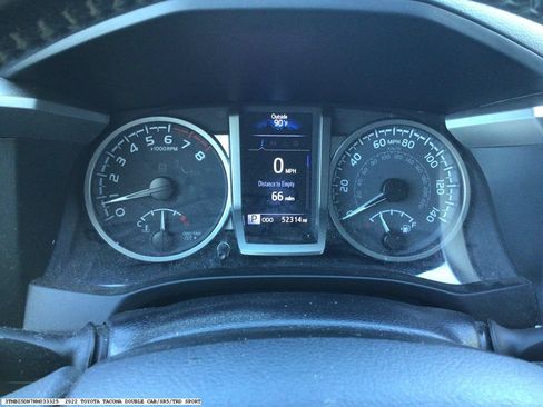 Used 2022 Toyota Tacoma SR5 RWD image 13