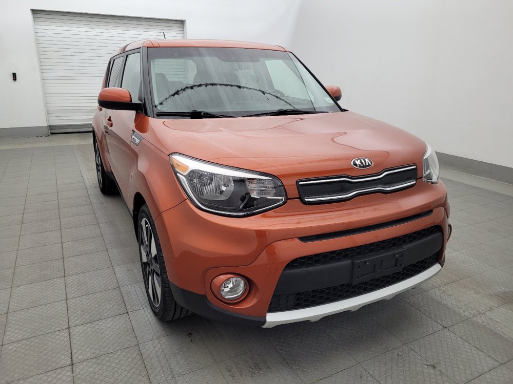 Used 2018 Kia Soul + FWD image 13