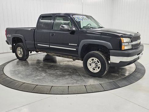 Used 2004 Chevrolet Silverado 2500 LS image 7