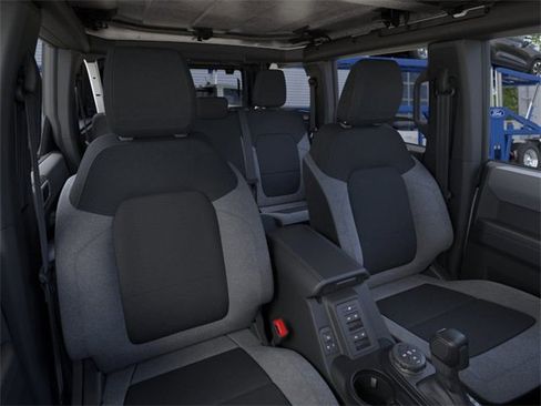 New 2025 Ford Bronco 4-Door image 10