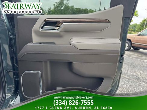 Used 2026 Chevrolet Silverado 1500 LT Trail Boss w/ Convenience Package II AWD/4WD image 32