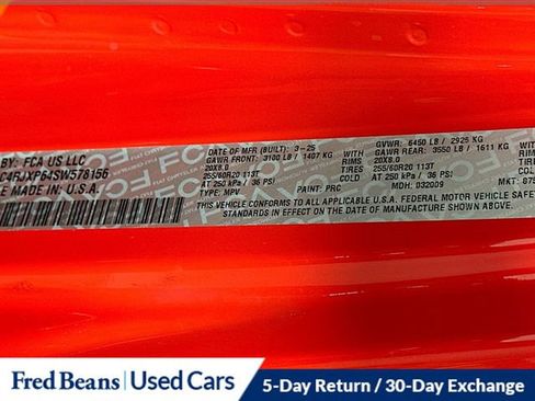Used 2025 Jeep Wrangler Unlimited Sahara AWD/4WD image 31