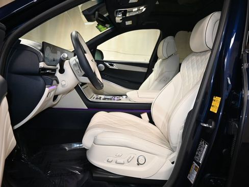 Used 2025 Genesis GV80 3.5T Prestige AWD/4WD image 14