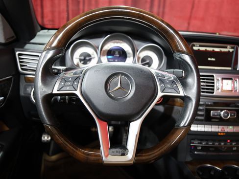 Used 2015 Mercedes-Benz E 400 Cabriolet image 18