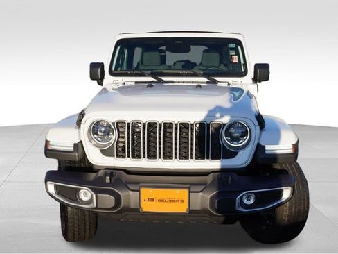 Certified 2025 Jeep Wrangler Unlimited Sahara w/ Safety Group image 12