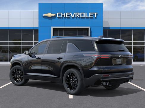 New 2026 Chevrolet Traverse LT w/ Midnight/Sport Edition FWD image 3