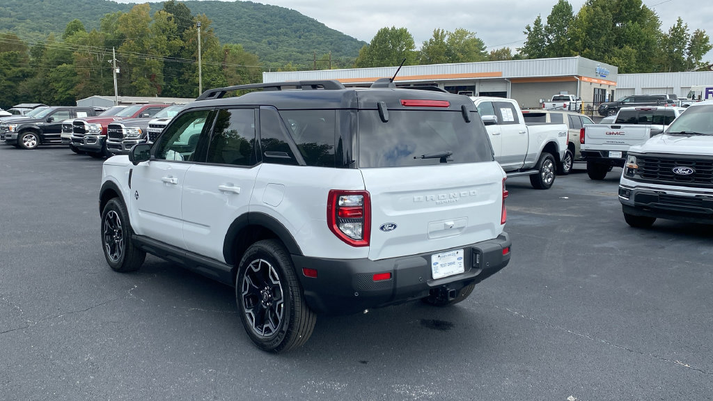 New 2026 Ford Bronco Sport Outer Banks w/ Outer Banks Tech Package+ AWD/4WD image 7