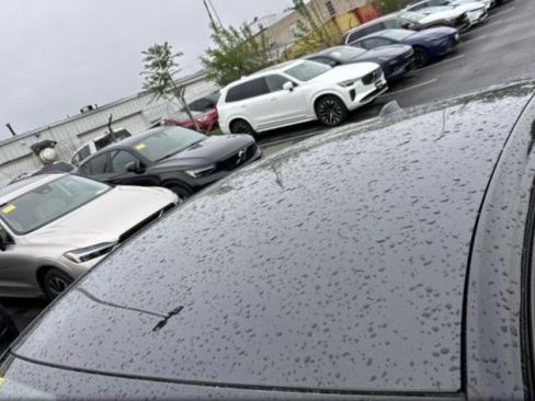 Certified 2023 Volvo C40 P8 Recharge Ultimate AWD/4WD image 13
