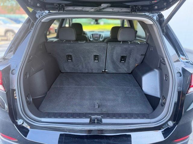 Used 2023 Chevrolet Equinox LT AWD/4WD image 22