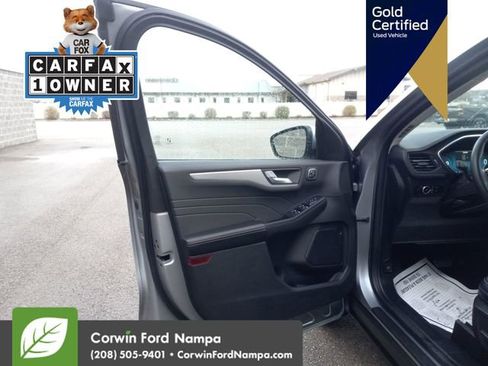 Used 2024 Ford Escape Platinum image 12