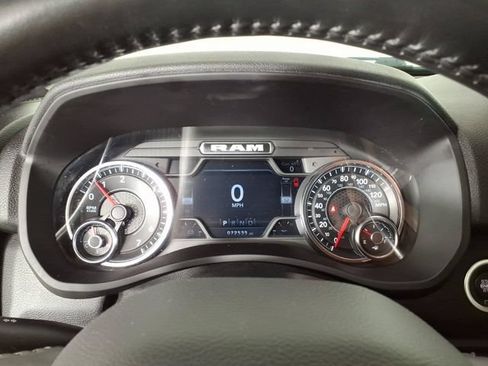Used 2022 RAM 2500 Big Horn w/ Level C Equiment Group AWD/4WD image 18