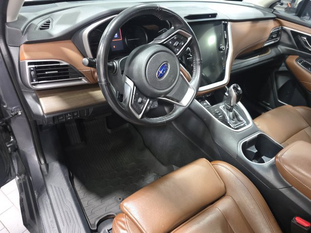 Used 2022 Subaru Outback Touring AWD/4WD image 6