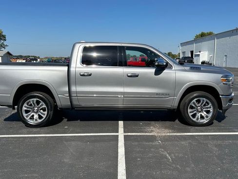 Used 2022 RAM 1500 Limited image 8