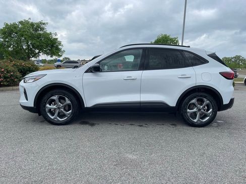 Used 2025 Ford Escape ST-Line image 4
