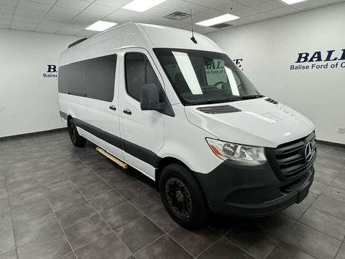 Used 2020 Mercedes-Benz Sprinter 2500 image 8