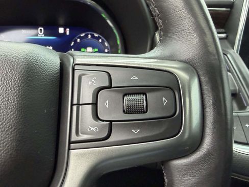 Used 2023 Chevrolet Tahoe Premier AWD/4WD image 9