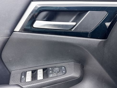 Used 2023 Mitsubishi Outlander SE image 31