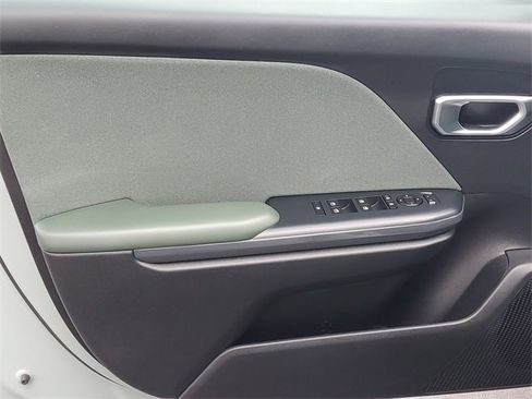 Used 2025 Kia K4 EX image 24