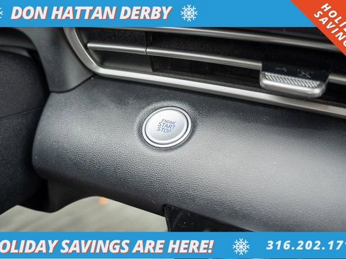 Used 2023 Hyundai Elantra SEL image 10