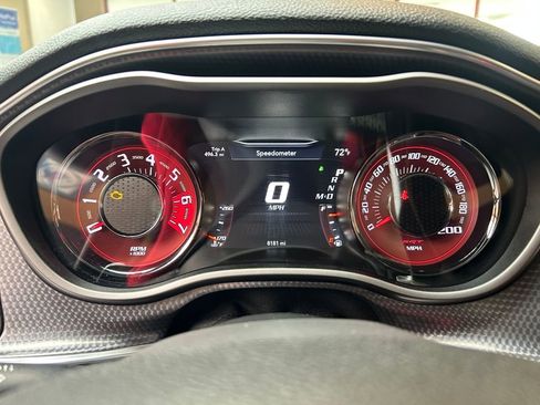 Used 2017 Dodge Challenger SRT Hellcat image 10